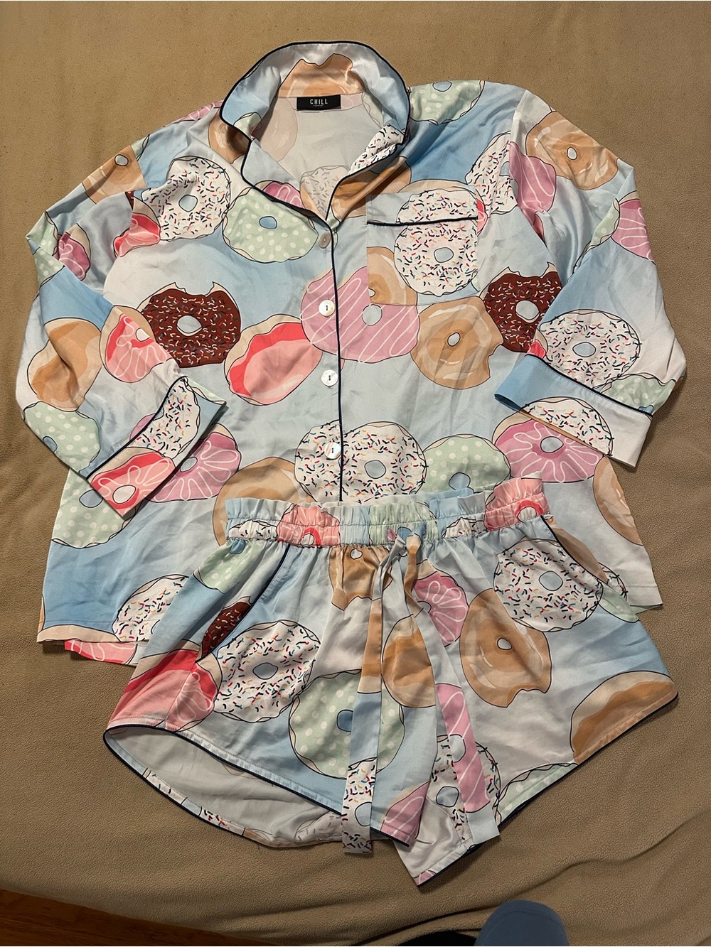 Cravings by Chrissy Teigen Donut Short Pajama Set